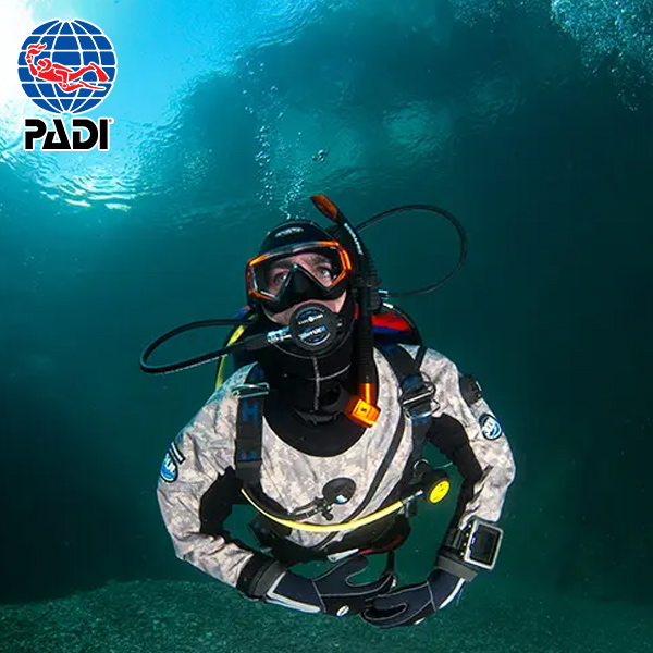 PADI Dry Suit Diver